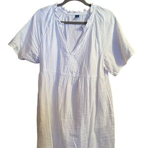 Old Navy Crisp White Maternity Midi Dress